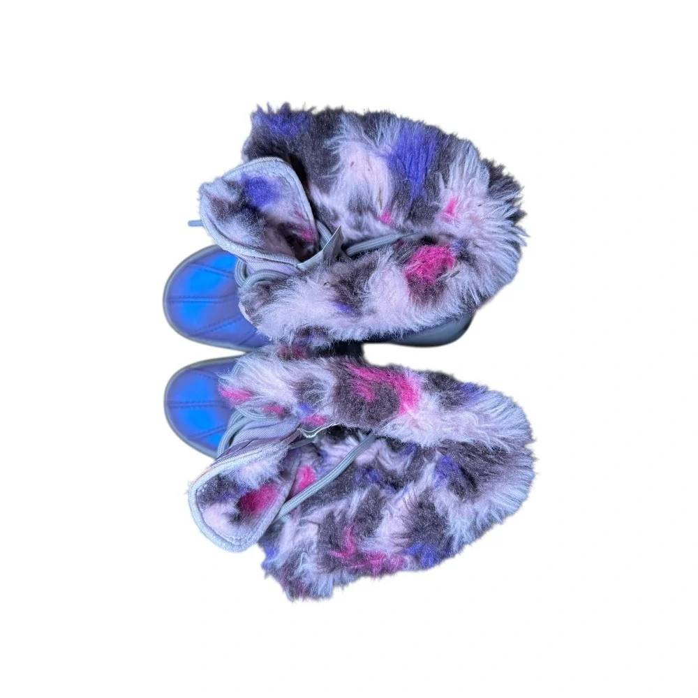 UGG embrace winter